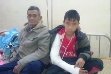 Nam sinh lớp 8 mồ côi mẹ bị thầy giáo đánh phải nhập viện