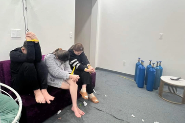 15 thanh niên "mở tiệc" ma túy trong biệt thự