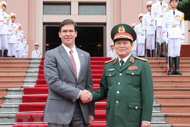 Bộ trưởng Bộ Quốc phòng Hoa Kỳ Mark Esper thăm chính thức Việt Nam