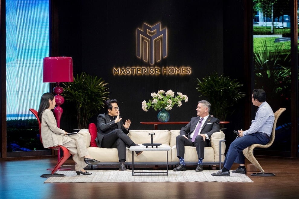 Hà Anh Tuấn tiết lộ đang đầu tư bất động sản trong The Master of Living Show - 1 Hà Anh Tuấn tiết lộ đang đầu tư bất động sản trong The Master of Living Show - 1