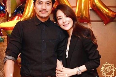 Quách Phú Thành hạnh phúc đón tuổi 54 bên vợ con