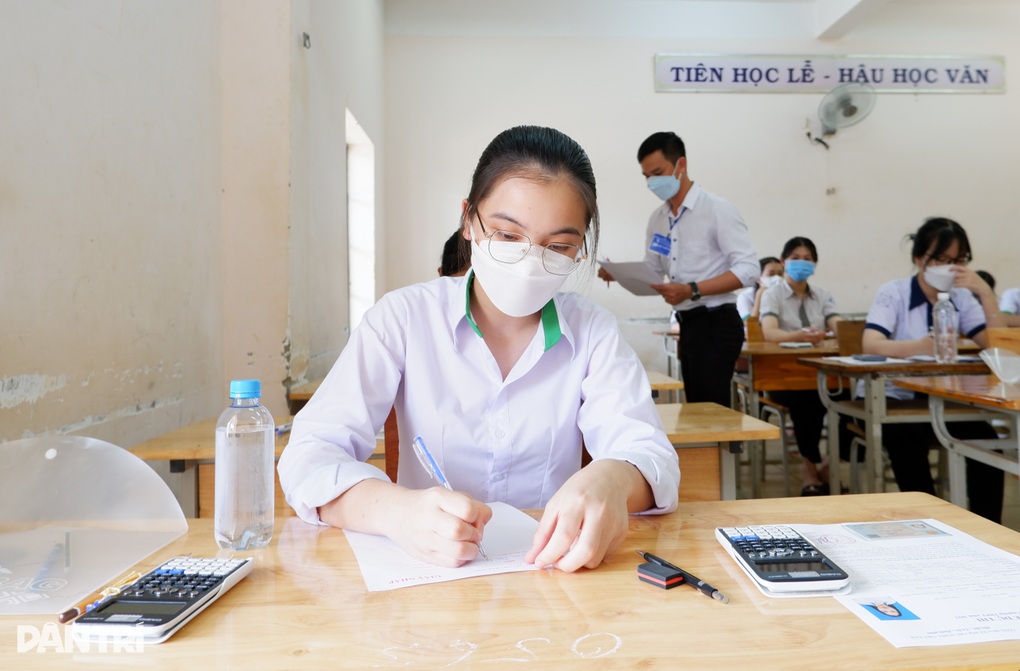 Vì sao điểm thi tốt nghiệp THPT Đắk Nông luôn thuộc nhóm thấp nhất ? - 1 Vì sao điểm thi tốt nghiệp THPT Đắk Nông luôn thuộc nhóm thấp nhất ? - 1