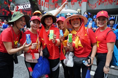 Vinamilk tiếp dinh dưỡng cho lực lượng diễu binh, người dân dự đại lễ 80 năm Quốc khánh