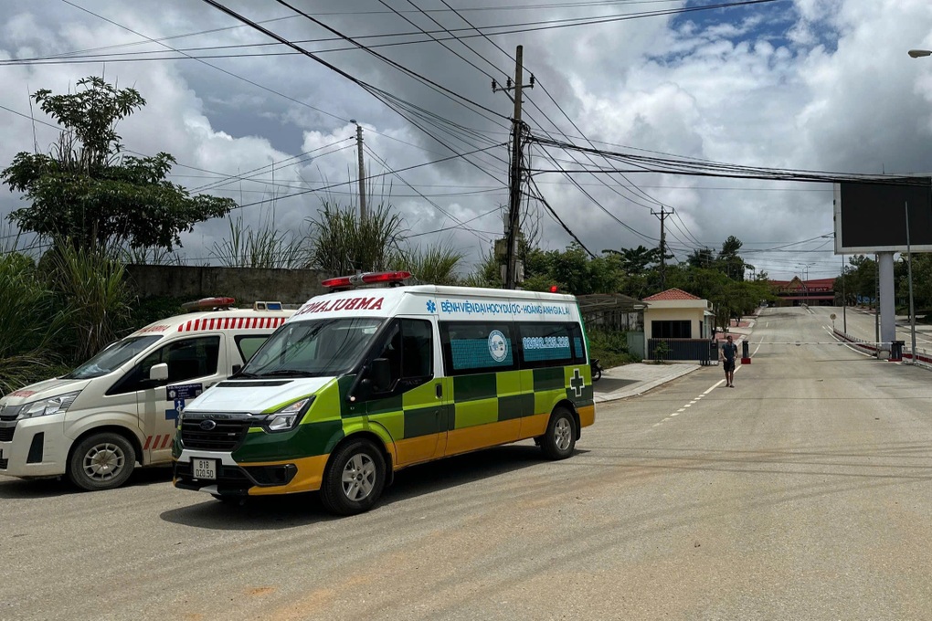 Vượt hơn 100km, cứu cháu bé người Lào sinh non ở khu vực biên giới - 1 Vượt hơn 100km, cứu cháu bé người Lào sinh non ở khu vực biên giới - 1