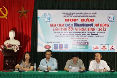 Hơn 1000 VĐV tham dự VCK giải chạy Vì hòa bình lần thứ 39