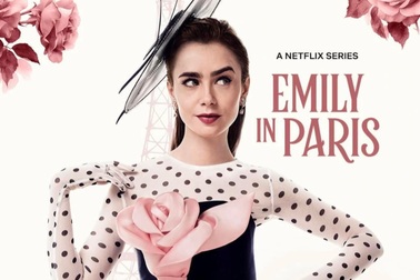 Sao Hollywood Lily Collins mặc đầm 18 triệu đồng của NTK Đỗ Mạnh Cường