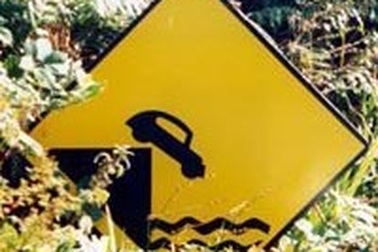 Những biển giao thông kì quặc 