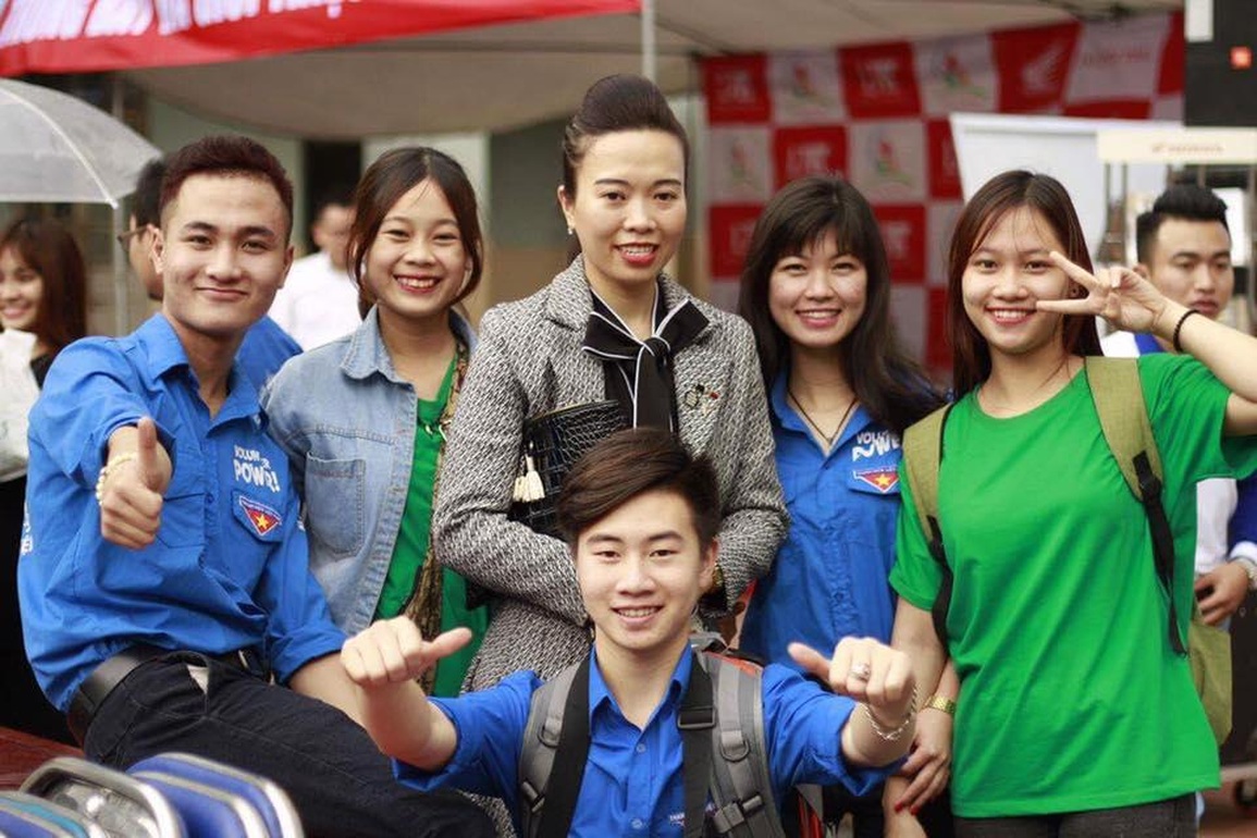 Nữ đại sứ nghề 8X: Vẽ đường kiếm tiền bằng nghề cho sinh viên - 3 Nữ đại sứ nghề 8X: Vẽ đường kiếm tiền bằng nghề cho sinh viên - 3