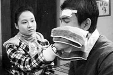 Phóng viên hay đạo diễn thử việc? 