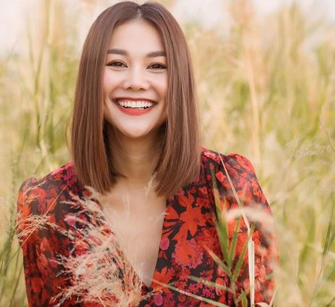 Sao Việt quyên góp hàng tỷ đồng cùng quần áo bảo hộ cho ngành y tế, trang thiết bị y tế để phòng, chống dịch Covid - 19 - Ảnh 2. Sao Việt quyên góp hàng tỷ đồng cùng quần áo bảo hộ cho ngành y tế, trang thiết bị y tế để phòng, chống dịch Covid - 19 - Ảnh 2.
