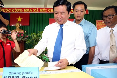 Hai người tự ứng cử trúng cử đại biểu HĐND TPHCM