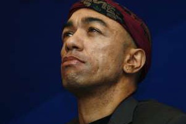 Cha của Tổng thống Obama là người "vũ phu"