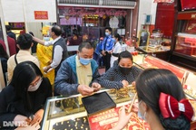 Hy hữu: Giá vàng giảm tiếp gần 500.000 đồng/lượng trước ngày vía Thần tài