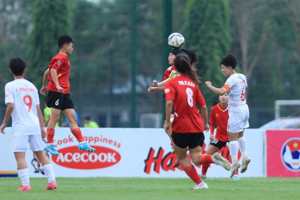 Phong Phú Hà Nam thắng ấn tượng ở giải U19 nữ Quốc gia 2024 - 1