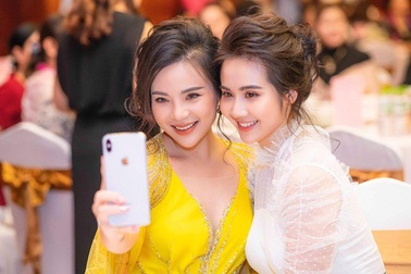 Cặp đôi nữ doanh nhân vàng của MLi Việt Nam xinh đẹp dự sự kiện