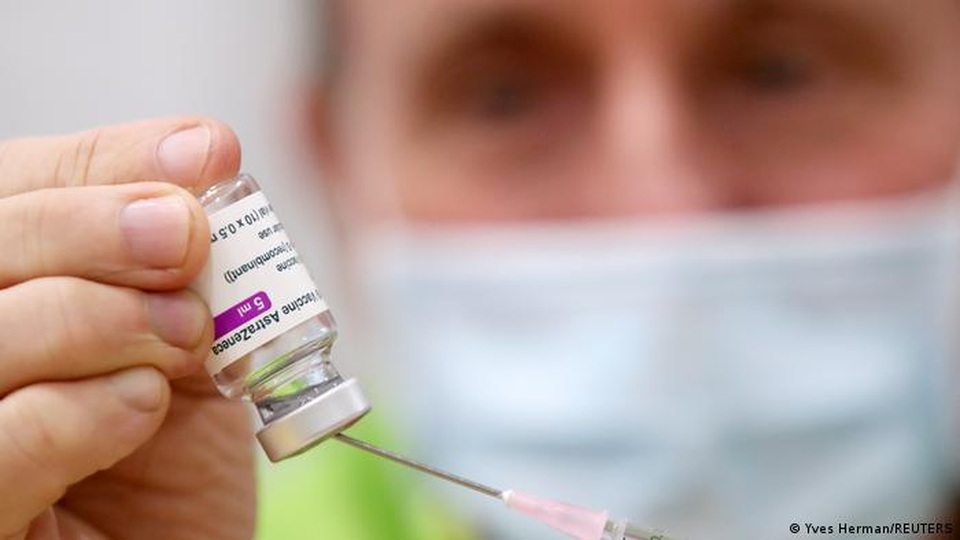 Vắc xin của AstraZeneca: Phát hiện ra nguyên nhân gây huyết khối - 1 Vắc xin của AstraZeneca: Phát hiện ra nguyên nhân gây huyết khối - 1