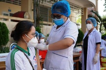 Sáng 9/1, F0 gia tăng ở các tỉnh miền Trung, Hà Nội vẫn dẫn đầu số ca mới