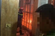 Cháy nhà 5 tầng ở Hà Nội