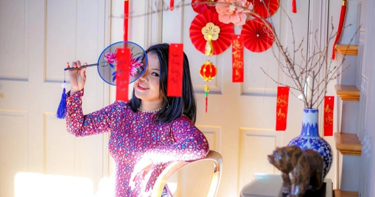 View - Cô dâu Việt chuyển đồ Tết sang Mỹ bằng máy bay, luộc bánh tét bằng bếp gas | Báo Dân trí