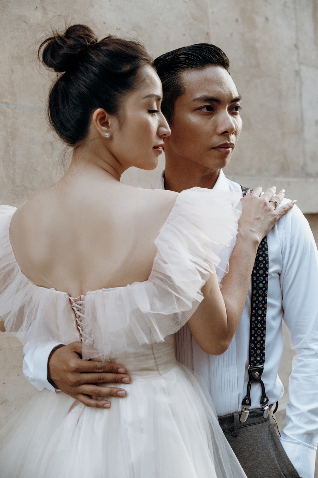 Khánh Thi - Phan Hiển kể lại thời bị gia đình ngăn cấm, phải lén lút hẹn hò - 9 Khánh Thi - Phan Hiển kể lại thời bị gia đình ngăn cấm, phải lén lút hẹn hò - 9