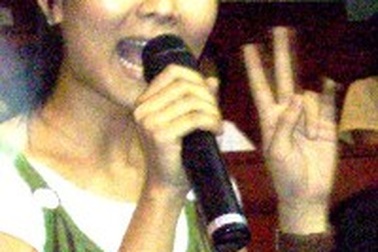 Cởi bỏ “nỗi sợ nói” cho sinh viên