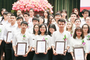 Cơ hội nhận học bổng tuyển sinh khi xét tuyển từ 18 điểm