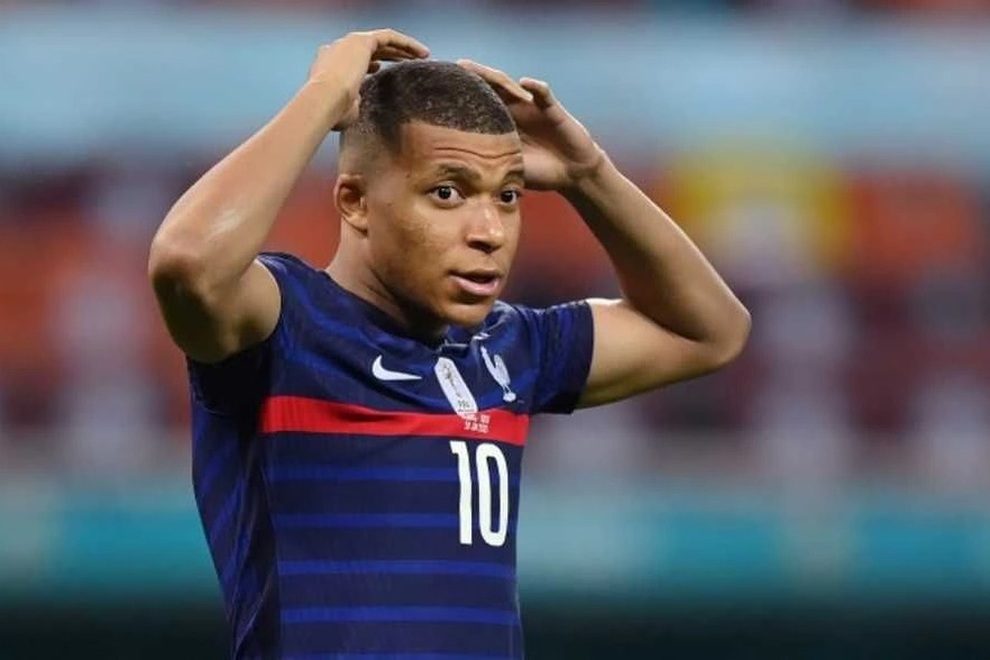 Mbappe đưa ra yêu sách khó, khiến cho PSG điên tiết - 2 Mbappe đưa ra yêu sách khó, khiến cho PSG điên tiết - 2