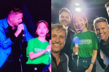 Fan nữ nhờ Westlife hát đám cưới: "4 anh hồi hộp chờ bạn trai tôi bắt máy"