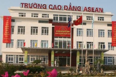 Vi phạm liên kết đào tạo liên thông, hai trường bị dừng tuyển sinh