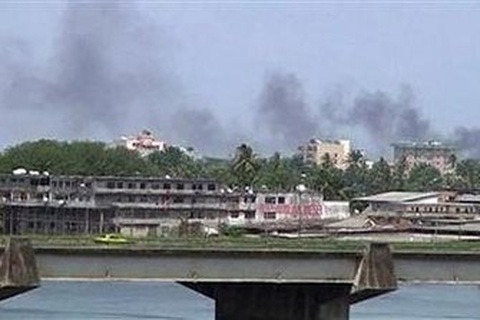 Đài truyền hình bị chiếm, giao tranh gần nhà Tổng thống đương chức