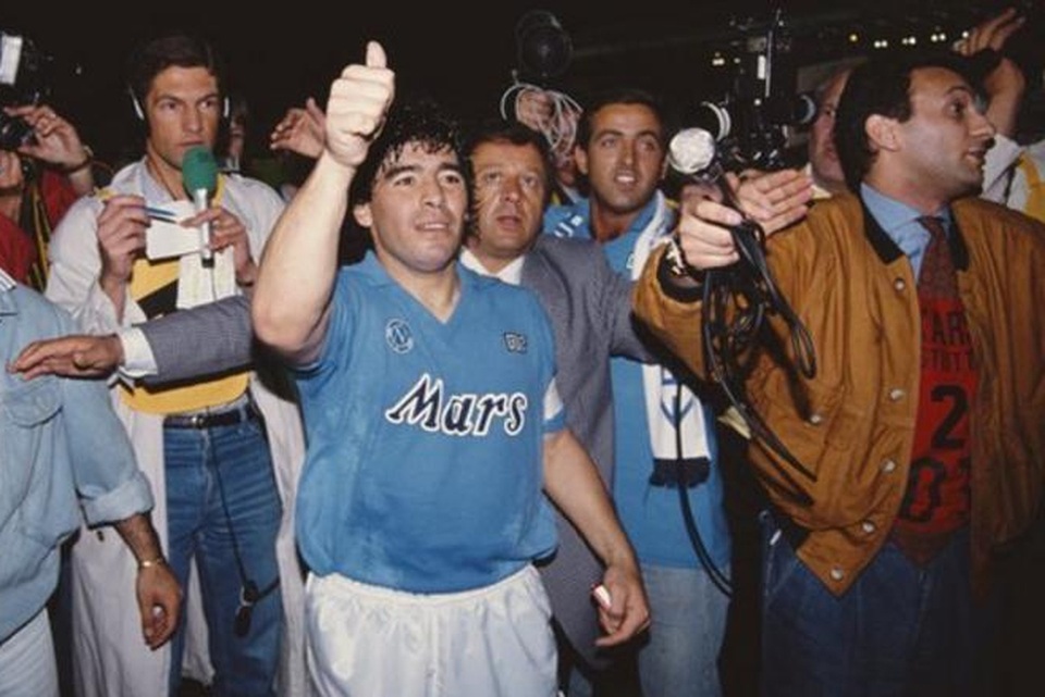 Những khoảnh khắc đáng nhớ trong sự nghiệp của Diego Maradona - 6 Những khoảnh khắc đáng nhớ trong sự nghiệp của Diego Maradona - 6