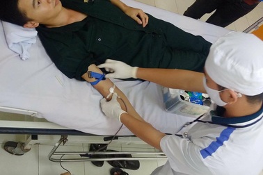 2 nhân viên bệnh viện hiến máu cứu sản phụ nguy kịch