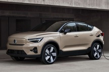 Loạt ô tô đã xuất hiện tại Việt Nam chờ ngày ra mắt: Đủ cả xe xăng và điện