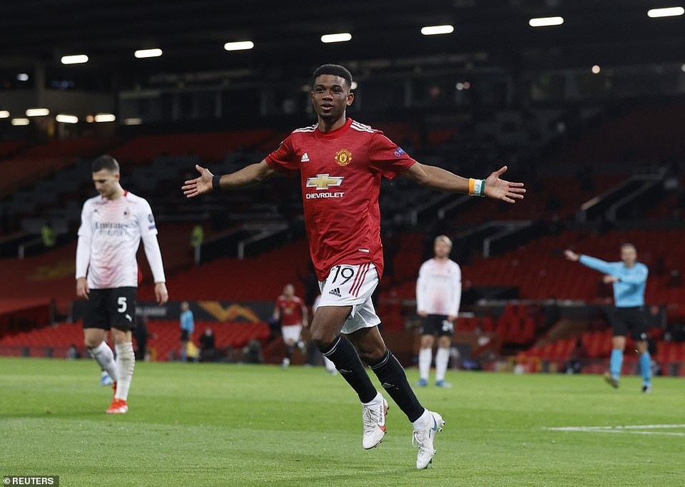 Man Utd ôm nỗi đau phút cuối trước AC Milan, Arsenal thắng dễ dàng - 2 Man Utd ôm nỗi đau phút cuối trước AC Milan, Arsenal thắng dễ dàng - 2