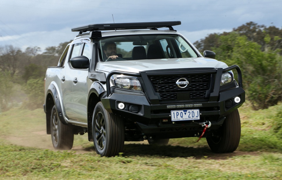 Nissan Navara 2021 xuất kích, sẵn sàng đấu với Ford Ranger - 26 Nissan Navara 2021 xuất kích, sẵn sàng đấu với Ford Ranger - 26