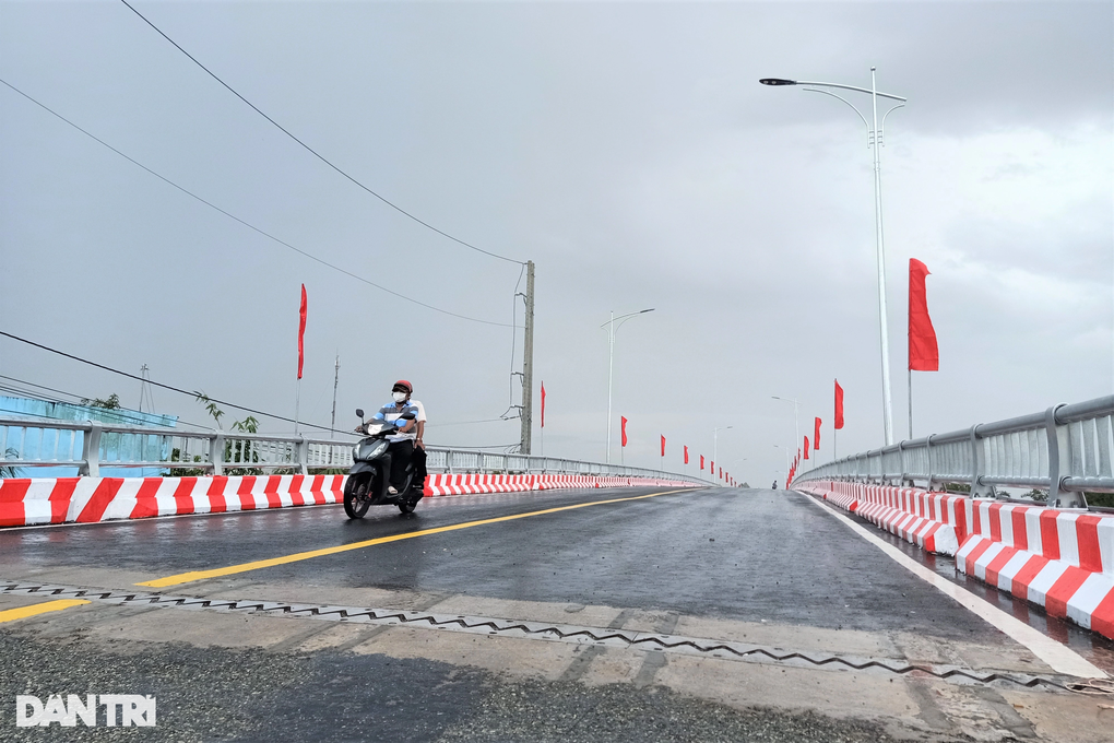 Khánh thành cây cầu mơ ước trăm năm nối liền Bạc Liêu - Hậu Giang - 3 Khánh thành cây cầu mơ ước trăm năm nối liền Bạc Liêu - Hậu Giang - 3