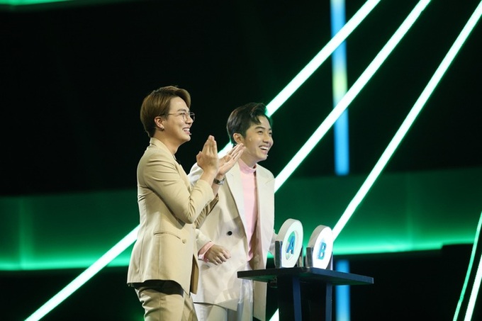 Đánh mất gần 700 triệu, Duy Khánh - Cris Phan vẫn thắng 105 triệu đồng tại gameshow - Ảnh 3. Đánh mất gần 700 triệu, Duy Khánh - Cris Phan vẫn thắng 105 triệu đồng tại gameshow - Ảnh 3.
