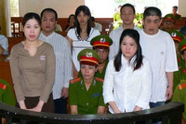 Hai người Đài Loan nhận án tử vì buôn ma túy