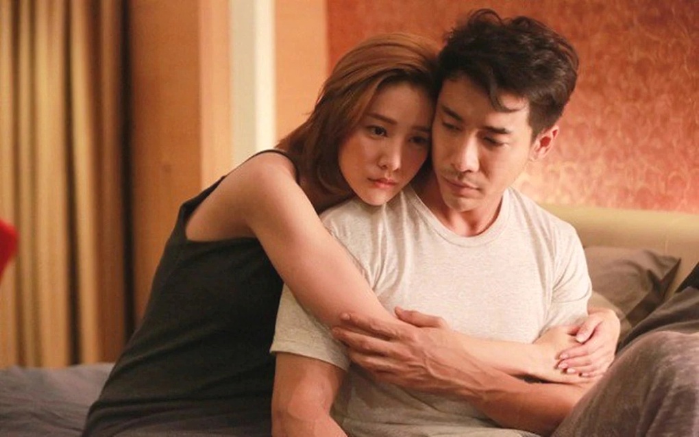 Đang yêu say đắm, bạn gái bất ngờ đề nghị tôi làm… em rể của cô ấy - 1 Đang yêu say đắm, bạn gái bất ngờ đề nghị tôi làm… em rể của cô ấy - 1