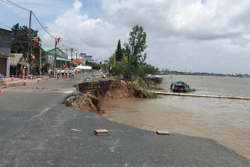 Sẽ chuyển Bộ Công an nếu An Giang không thu hồi giấy phép khai thác cát - 2 Sẽ chuyển Bộ Công an nếu An Giang không thu hồi giấy phép khai thác cát - 2