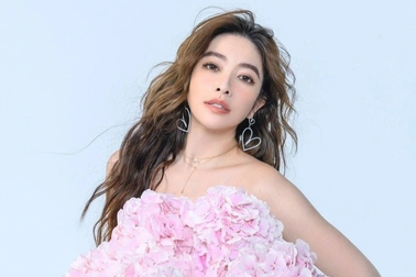 6 nghệ sĩ nổi tiếng góp mặt tại tiệc có 170 cô gái hầu rượu bị điều tra