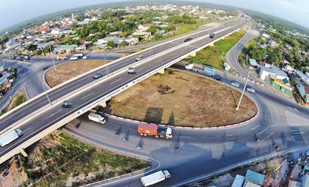 Giám đốc Ban Quản lý dự án giao thông bị sờ gáy nếu để tồn đọng vốn - 1 Giám đốc Ban Quản lý dự án giao thông bị sờ gáy nếu để tồn đọng vốn - 1
