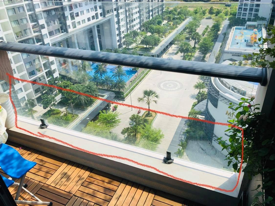 Ông bố ở Sài Gòn biến ban công thành vườn thu nhỏ với hồ cá, cây xanh - 1 Ông bố ở Sài Gòn biến ban công thành vườn thu nhỏ với hồ cá, cây xanh - 1