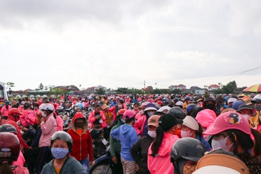 5.000 công nhân ngừng việc: Tỉnh ủy chỉ đạo, công nhân vẫn chưa vào xưởng