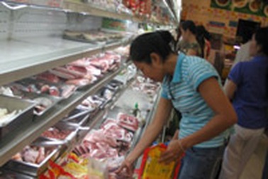 Tiêu dùng ở siêu thị: “Cơ hội” cho hàng nội?