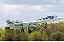 Siêu tiêm kích Su-57 bắt đầu cất cánh với vũ khí mới