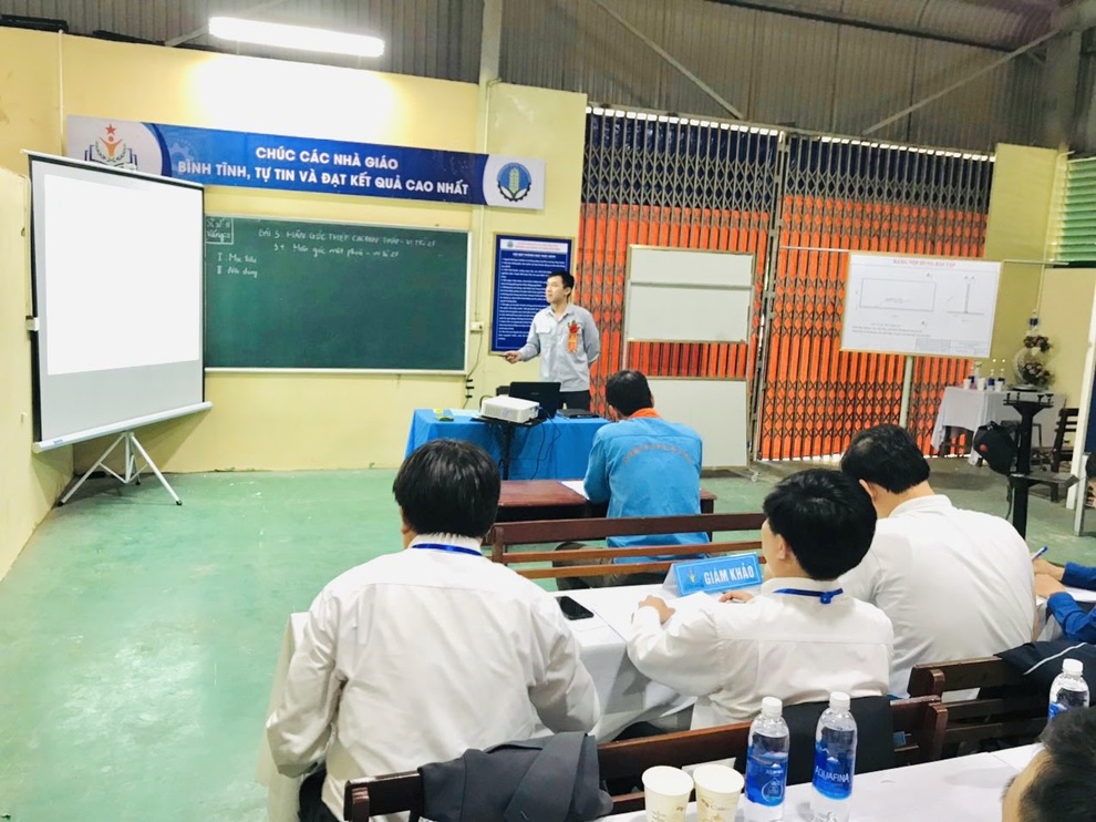 Nguyễn Mạnh Hà - người thầy tâm huyết đưa môn Hàn-Cơ khí vào dạy trực tuyến - 6 Nguyễn Mạnh Hà - người thầy tâm huyết đưa môn Hàn-Cơ khí vào dạy trực tuyến - 6