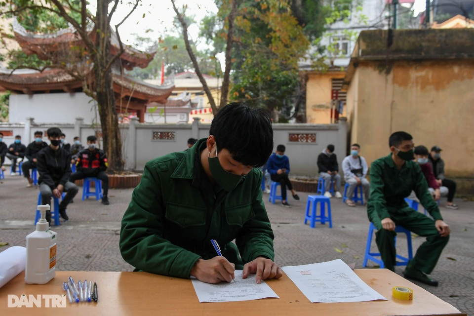 Bộ Quốc phòng: Giao nhận quân nhanh gọn để phòng dịch Covid-19 - 1 Bộ Quốc phòng: Giao nhận quân nhanh gọn để phòng dịch Covid-19 - 1