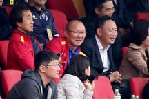 U22 Việt Nam hoà Ulsan Hyundai trong ngày thầy Park dự khán