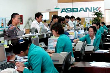 EVN bán 5,37% cổ phần ABBank cho HDBank